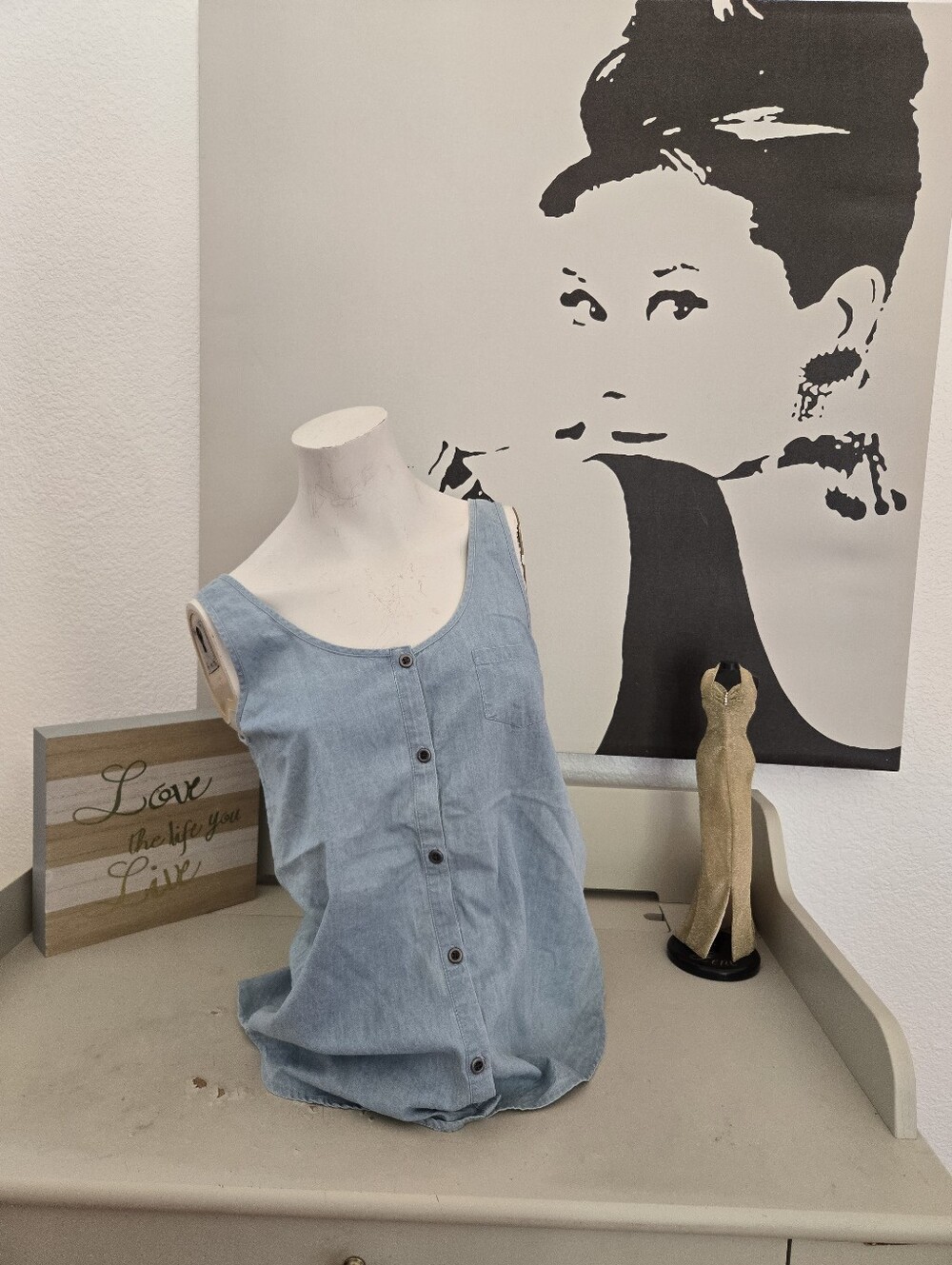 NWT Pacsun Light Blue Denim Button-Front Sleeveless Tank Top Size Small